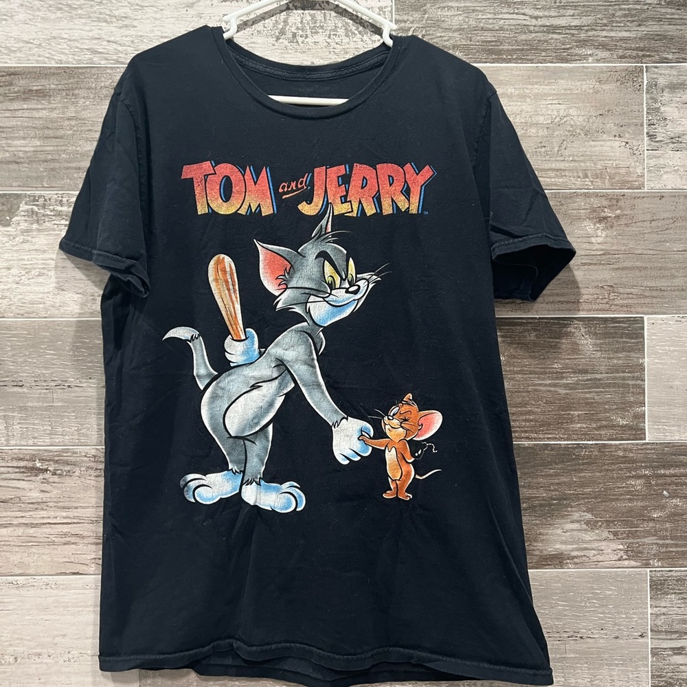 Tom & Jerry Shirt Size Large